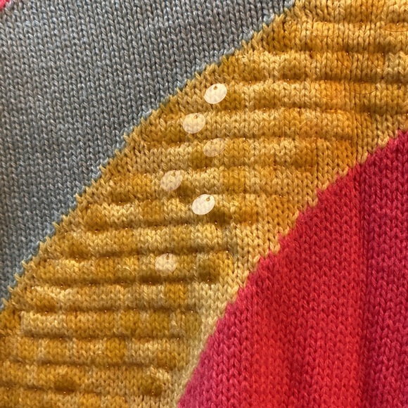 New fun colourful girls sweater size 10-12 - Picture 2 of 3